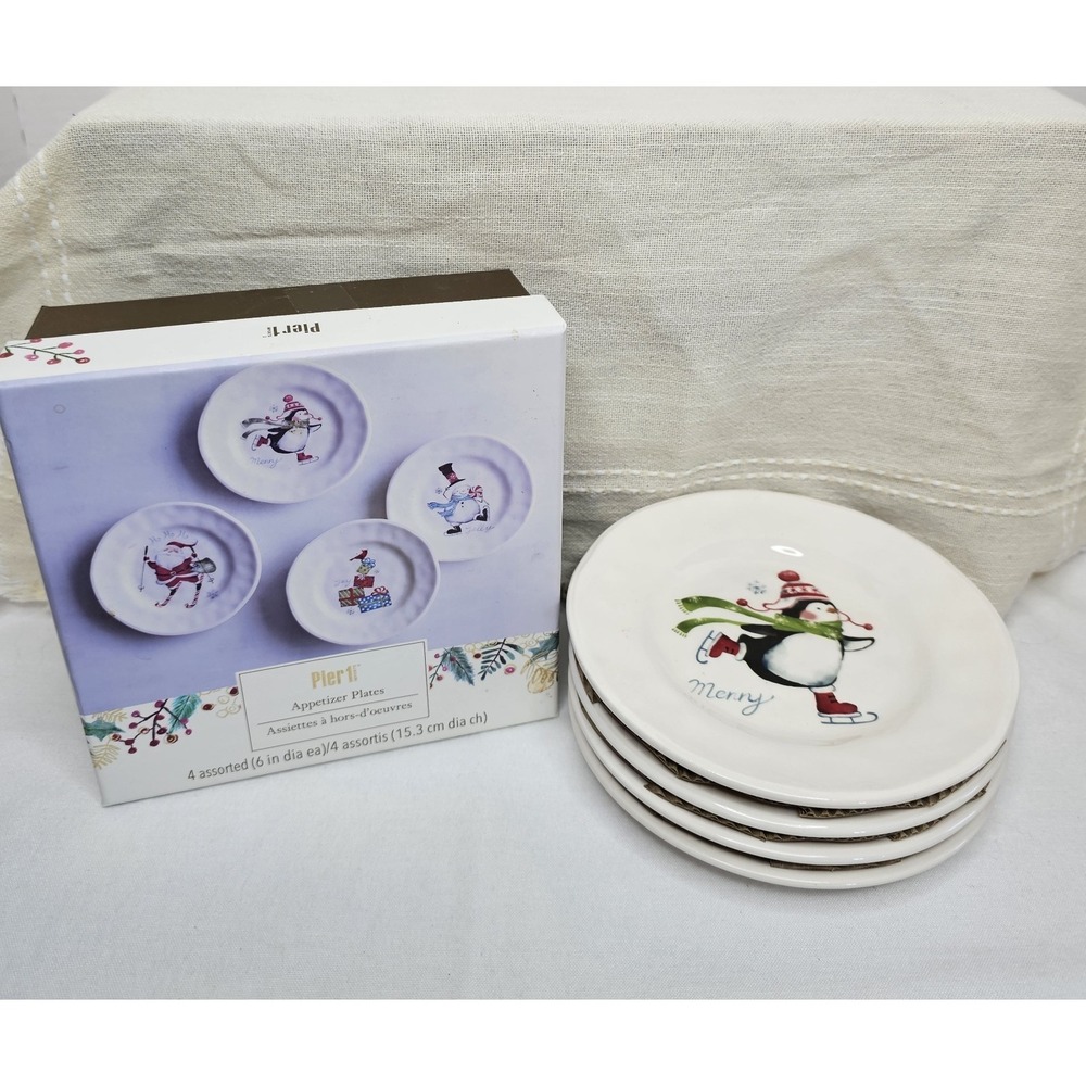 Pier 1 Christmas Appetizers Plates Set Of 4 6"D